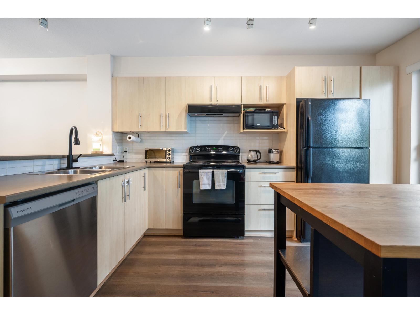 152 20875 80 Avenue, Langley, British Columbia  V2Y 0B2 - Photo 11 - R3115459