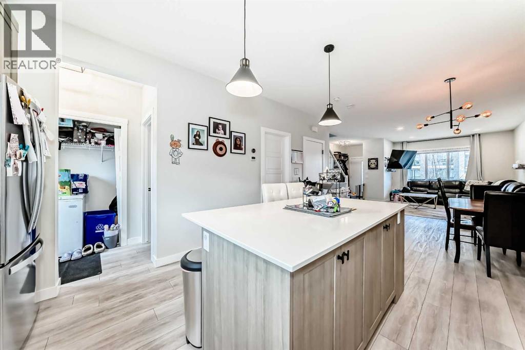 223 Wolf Creek Avenue SE, Calgary, Alberta  T2X 4X1 - Photo 6 - A2300562