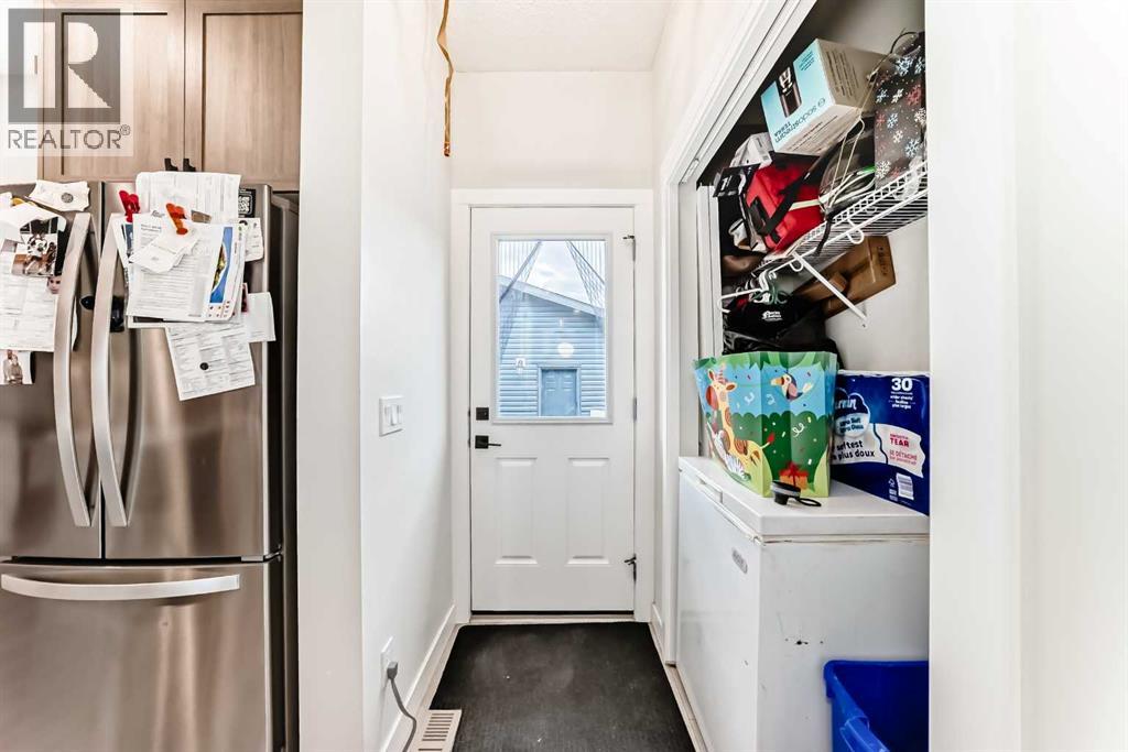 223 Wolf Creek Avenue SE, Calgary, Alberta  T2X 4X1 - Photo 16 - A2300562