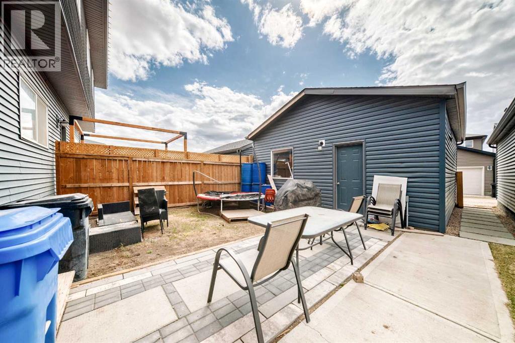 223 Wolf Creek Avenue SE, Calgary, Alberta  T2X 4X1 - Photo 43 - A2300562