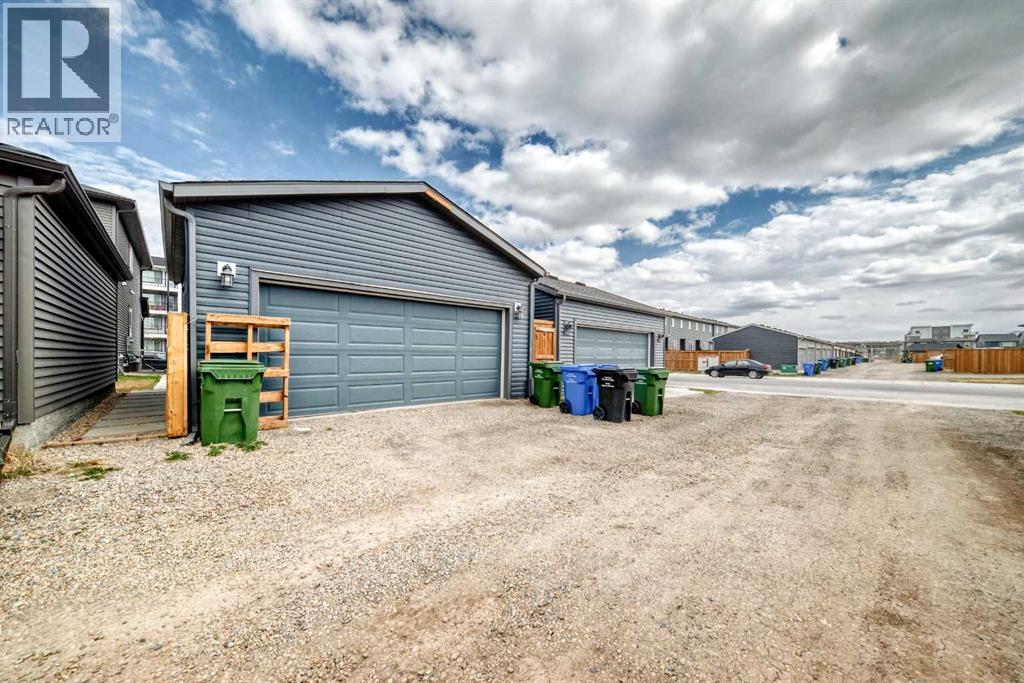 223 Wolf Creek Avenue SE, Calgary, Alberta  T2X 4X1 - Photo 46 - A2300562