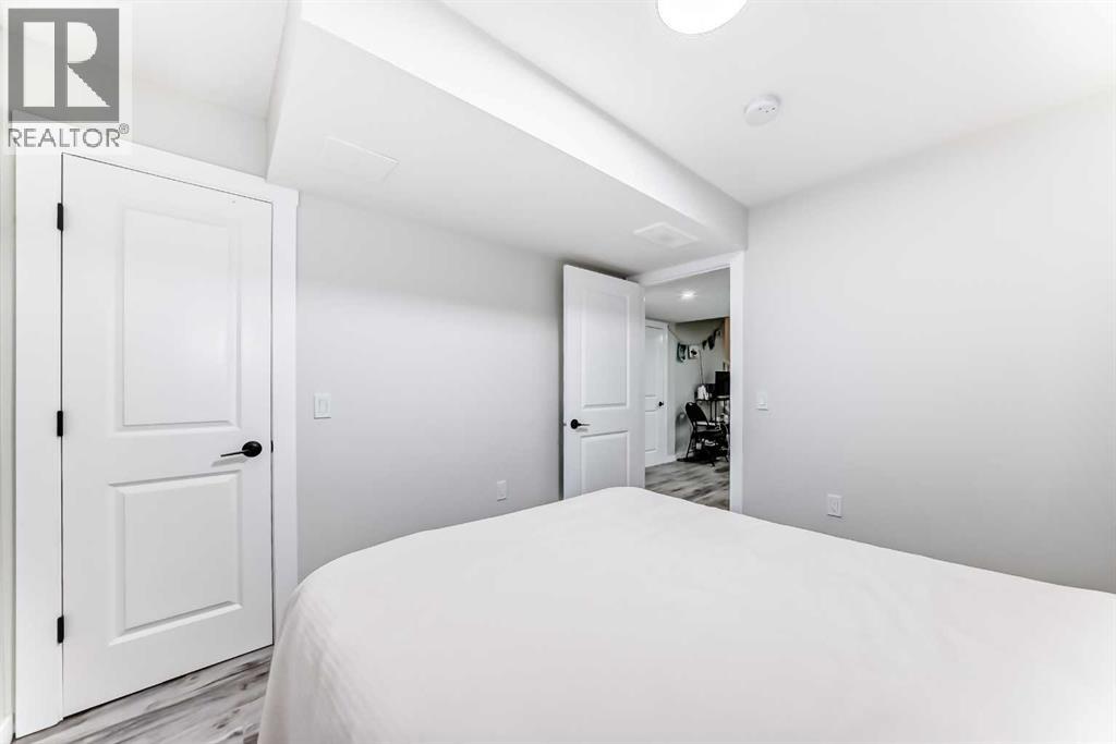 223 Wolf Creek Avenue SE, Calgary, Alberta  T2X 4X1 - Photo 37 - A2300562