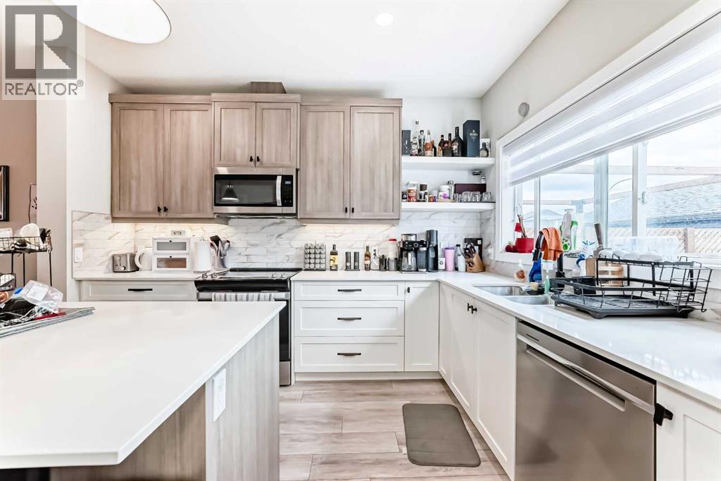 223 Wolf Creek Avenue SE, Calgary, Alberta  T2X 4X1 - Photo 7 - A2300562