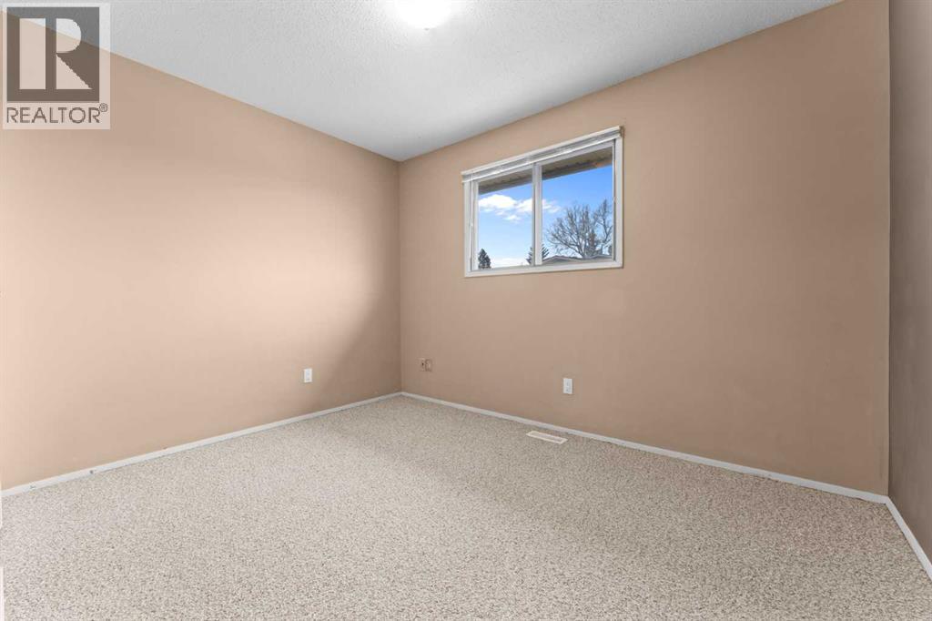 1202, 2200 Woodview Drive Sw, Calgary, Alberta  T2W 3N6 - Photo 6 - A2305307