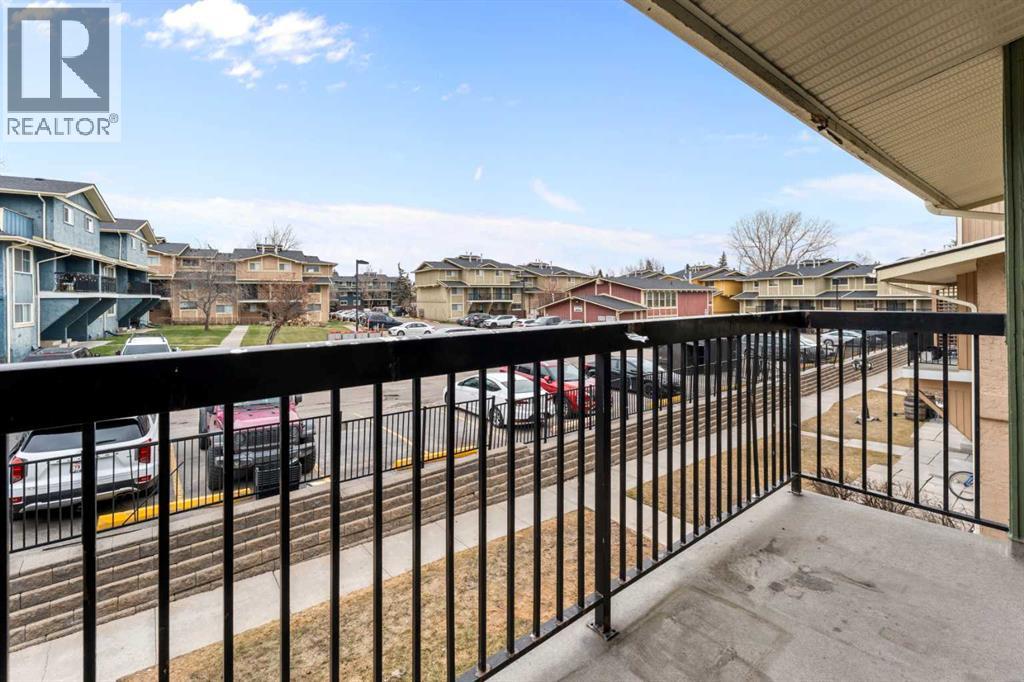1202, 2200 Woodview Drive Sw, Calgary, Alberta  T2W 3N6 - Photo 10 - A2305307