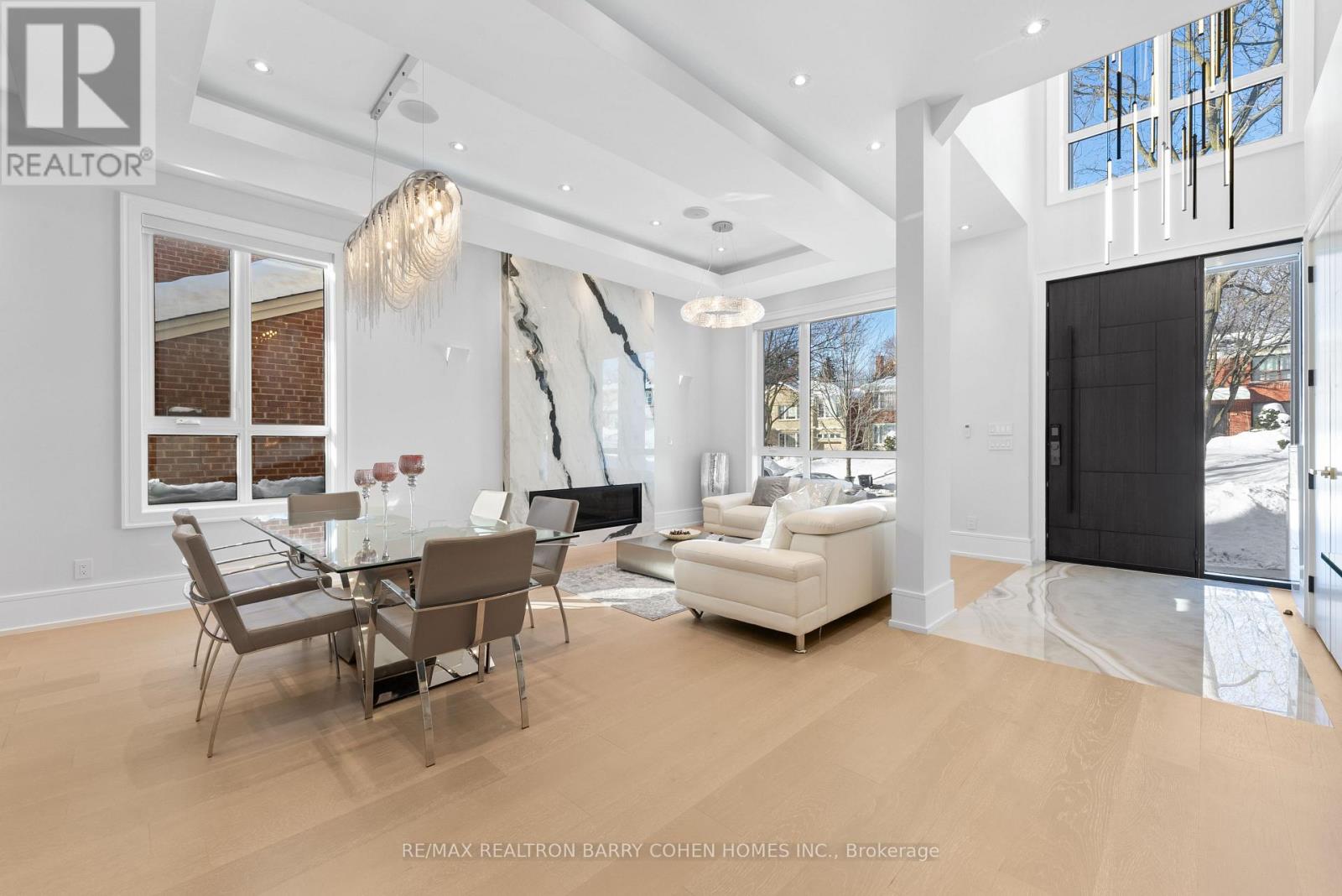 615 Briar Hill Avenue, Toronto, Ontario  M5N 1N4 - Photo 12 - C13049058