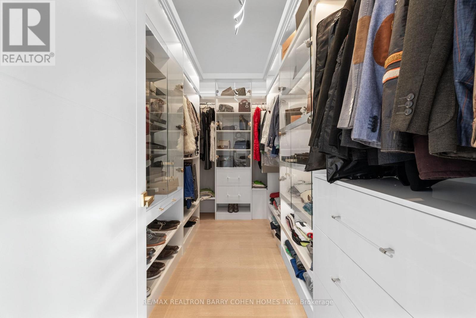 615 Briar Hill Avenue, Toronto, Ontario  M5N 1N4 - Photo 17 - C13049058