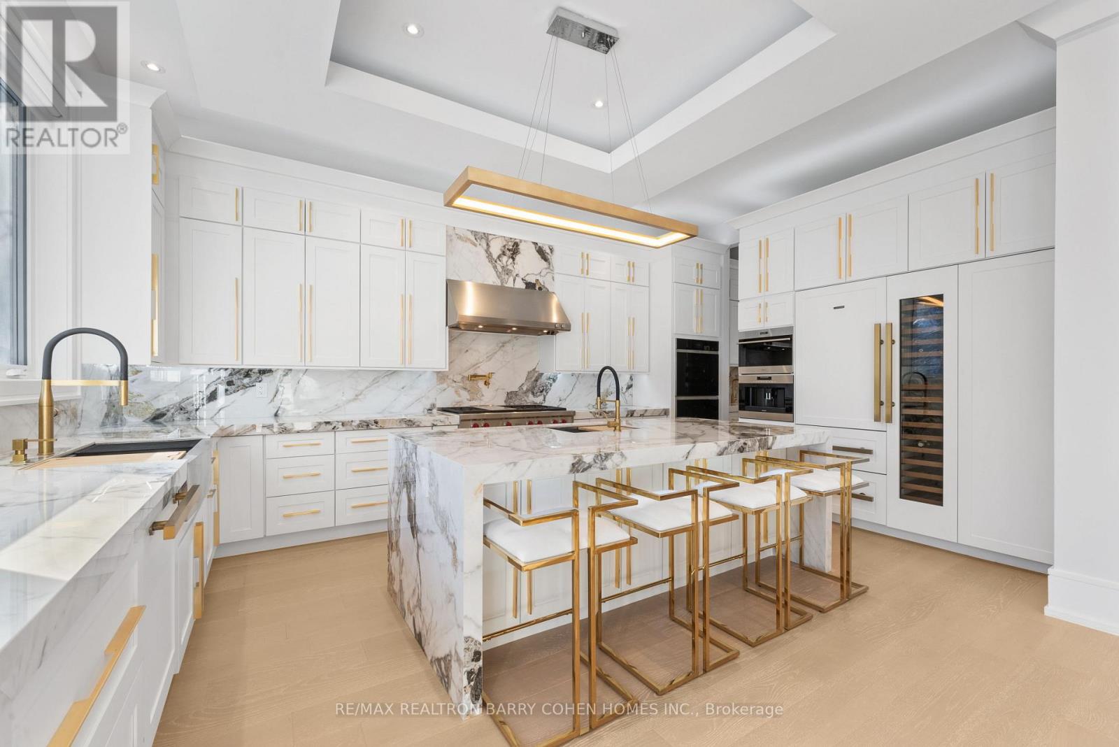 615 Briar Hill Avenue, Toronto, Ontario  M5N 1N4 - Photo 5 - C13049058