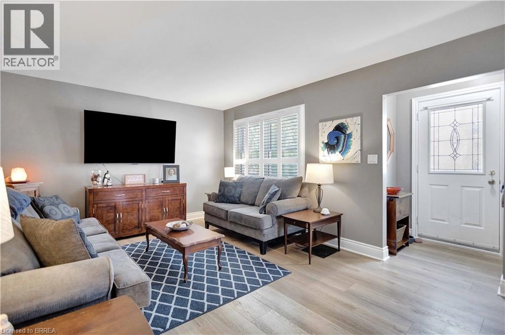 21 Sussex Avenue, Brantford, Ontario  N3R 2G5 - Photo 12 - 40812456