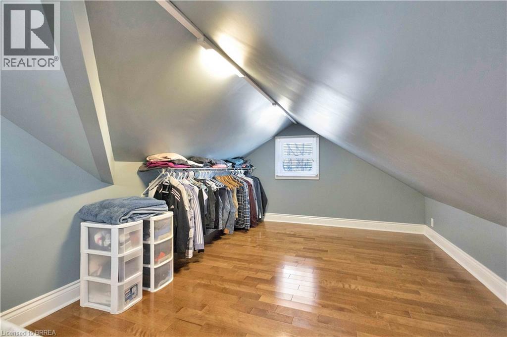 21 Sussex Avenue, Brantford, Ontario  N3R 2G5 - Photo 19 - 40812456