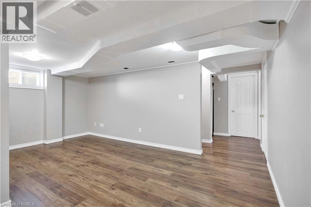 21 Sussex Avenue, Brantford, Ontario  N3R 2G5 - Photo 22 - 40812456