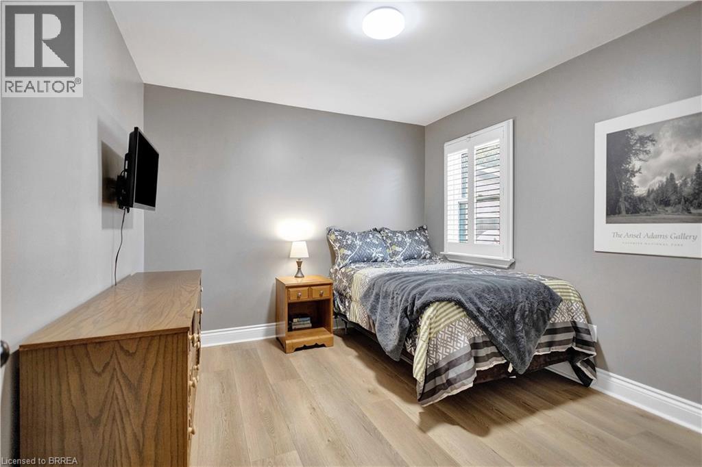 21 Sussex Avenue, Brantford, Ontario  N3R 2G5 - Photo 25 - 40812456