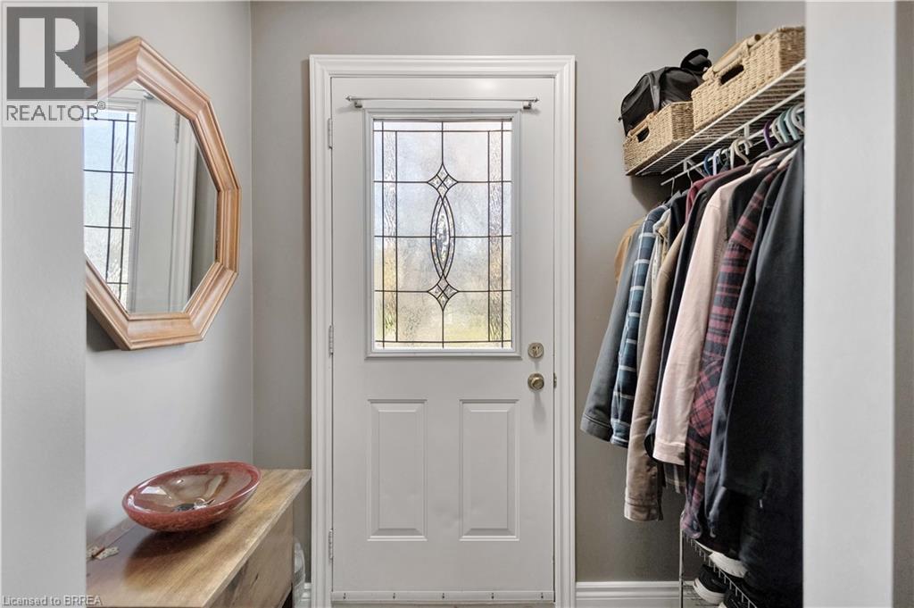 21 Sussex Avenue, Brantford, Ontario  N3R 2G5 - Photo 4 - 40812456