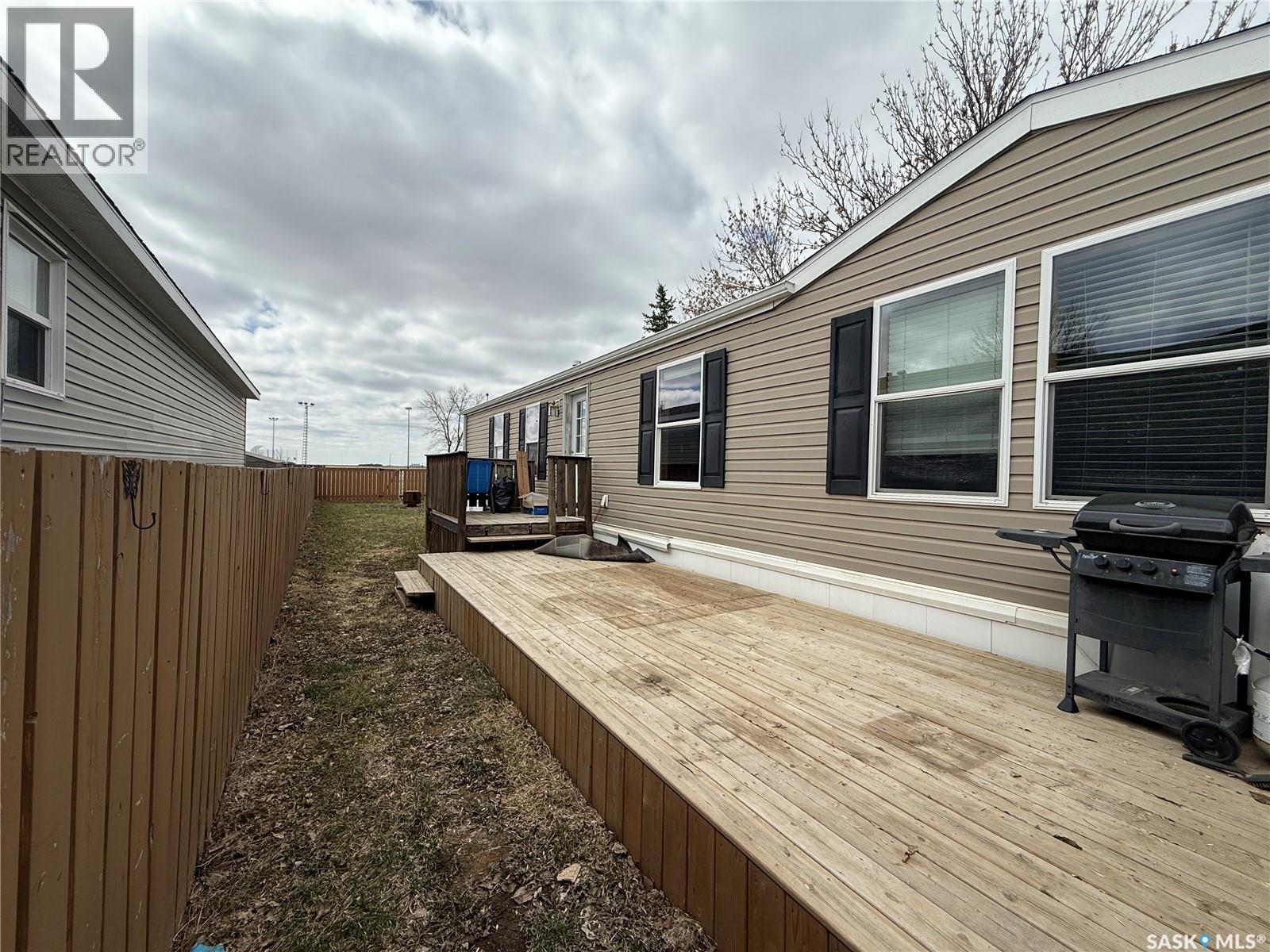 48 106 1st Avenue Sw, Weyburn, Saskatchewan  S4H 2J1 - Photo 19 - SK034058