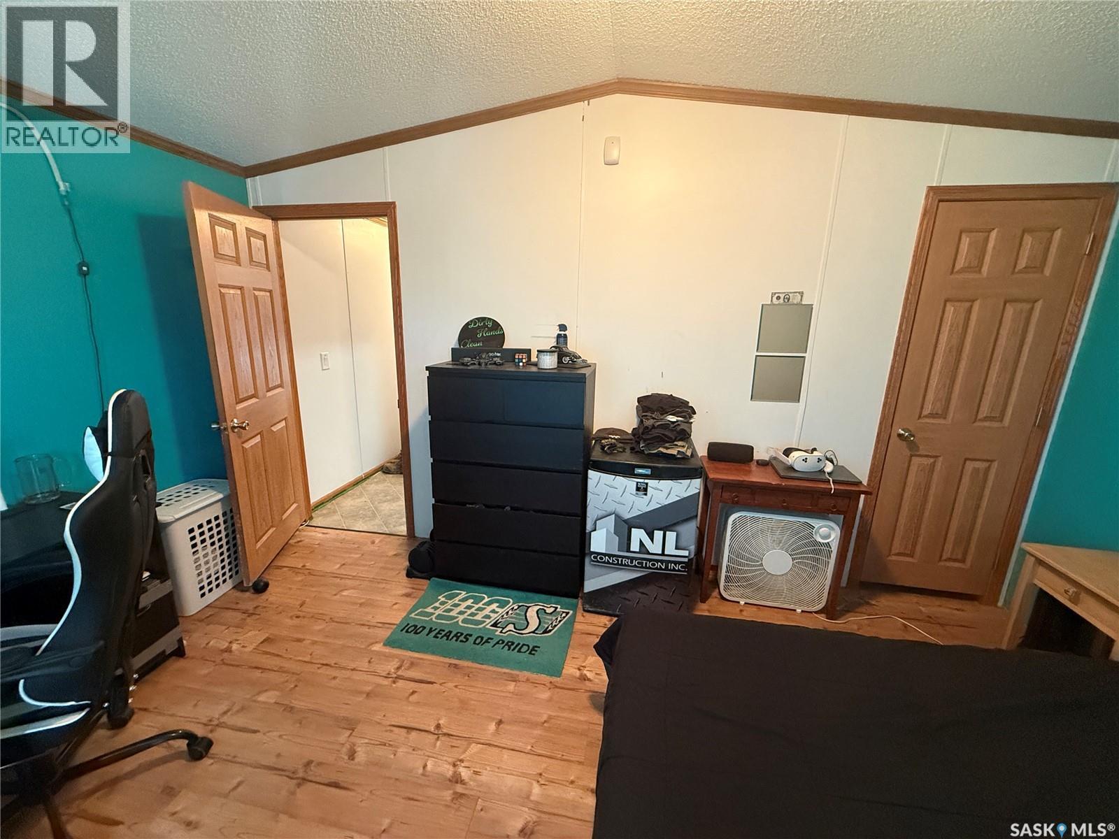 48 106 1st Avenue Sw, Weyburn, Saskatchewan  S4H 2J1 - Photo 8 - SK034058