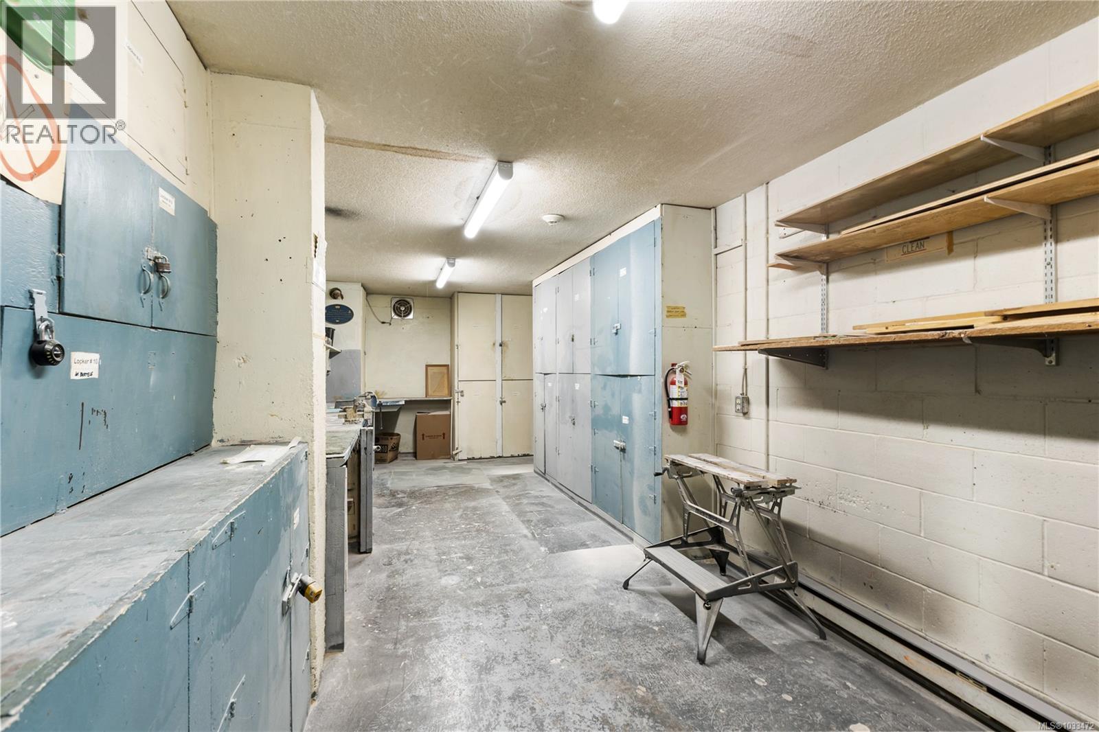 202 929 Esquimalt Rd, Esquimalt, British Columbia  V9A 3M7 - Photo 23 - 1033472