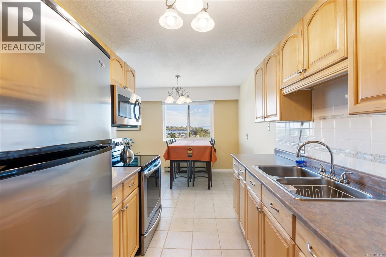 202 929 Esquimalt Rd, Esquimalt, British Columbia  V9A 3M7 - Photo 7 - 1033472