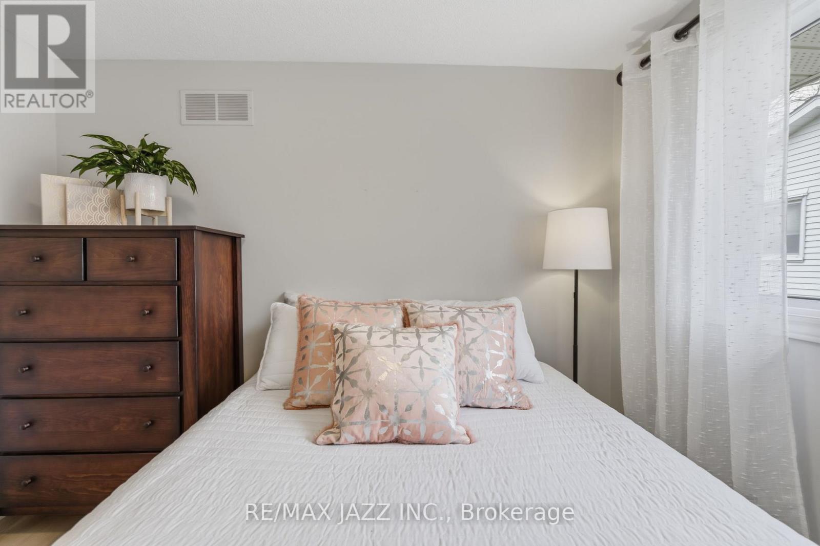 47 Martindale Street, Oshawa, Ontario  L1H 6W7 - Photo 27 - E13048140