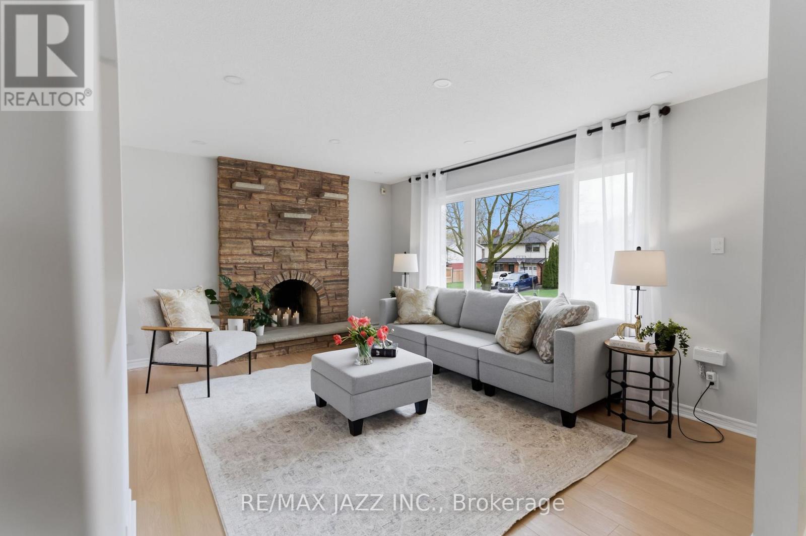 47 Martindale Street, Oshawa, Ontario  L1H 6W7 - Photo 9 - E13048140