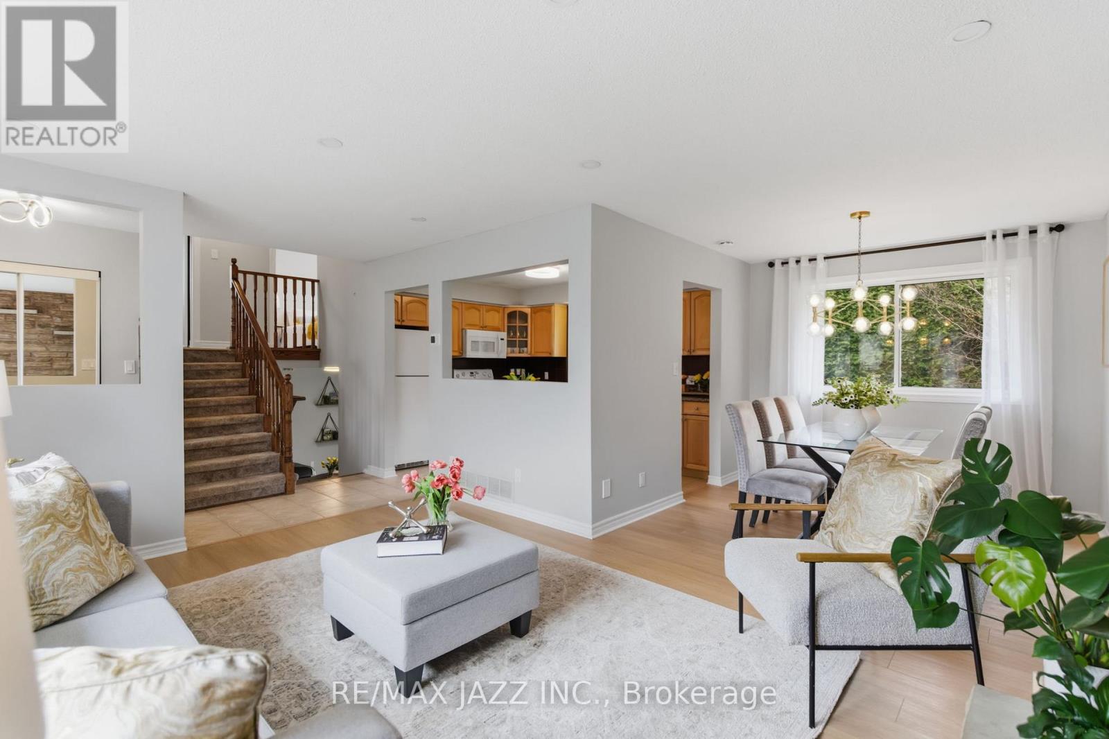 47 Martindale Street, Oshawa, Ontario  L1H 6W7 - Photo 8 - E13048140