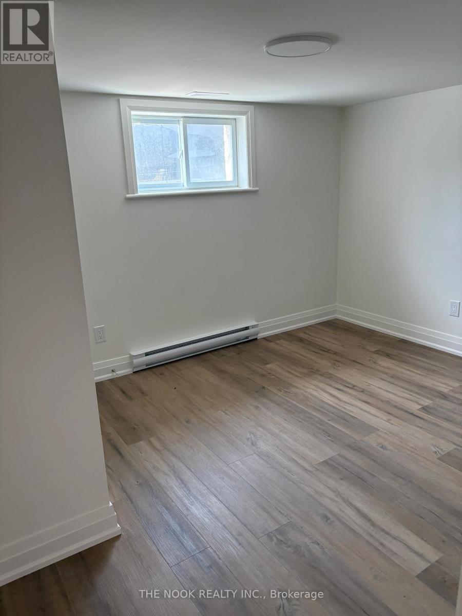 6 - 174 Stevenson Street S, Oshawa, Ontario  L1J 5M2 - Photo 10 - E13049002