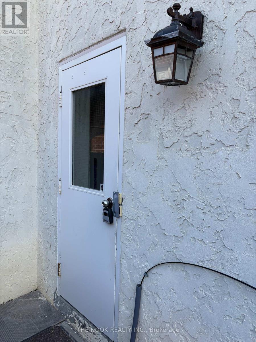 6 - 174 Stevenson Street S, Oshawa, Ontario  L1J 5M2 - Photo 3 - E13049002