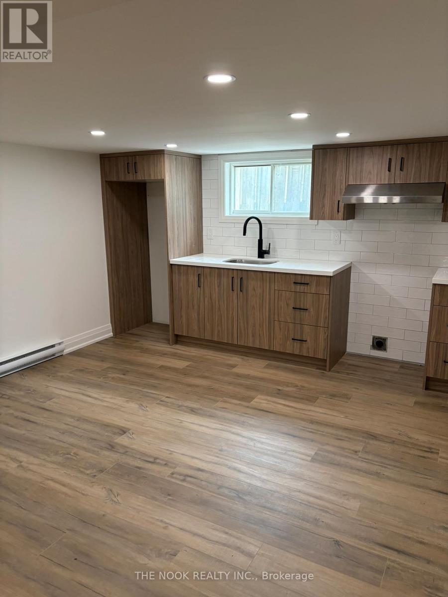 6 - 174 Stevenson Street S, Oshawa, Ontario  L1J 5M2 - Photo 6 - E13049002