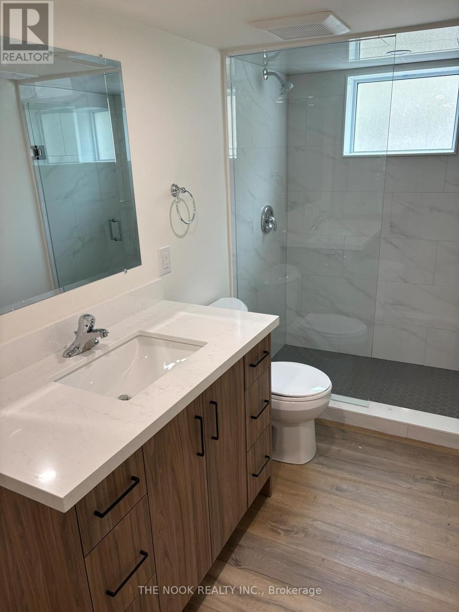 6 - 174 Stevenson Street S, Oshawa, Ontario  L1J 5M2 - Photo 9 - E13049002