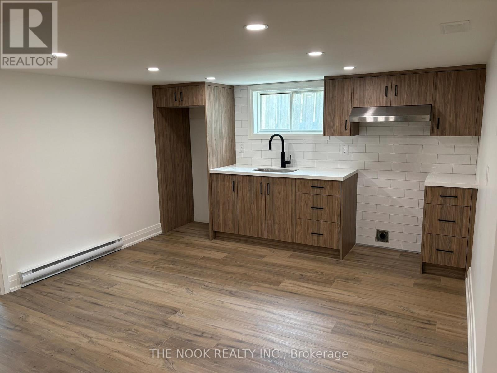 6 - 174 Stevenson Street S, Oshawa, Ontario  L1J 5M2 - Photo 7 - E13049002