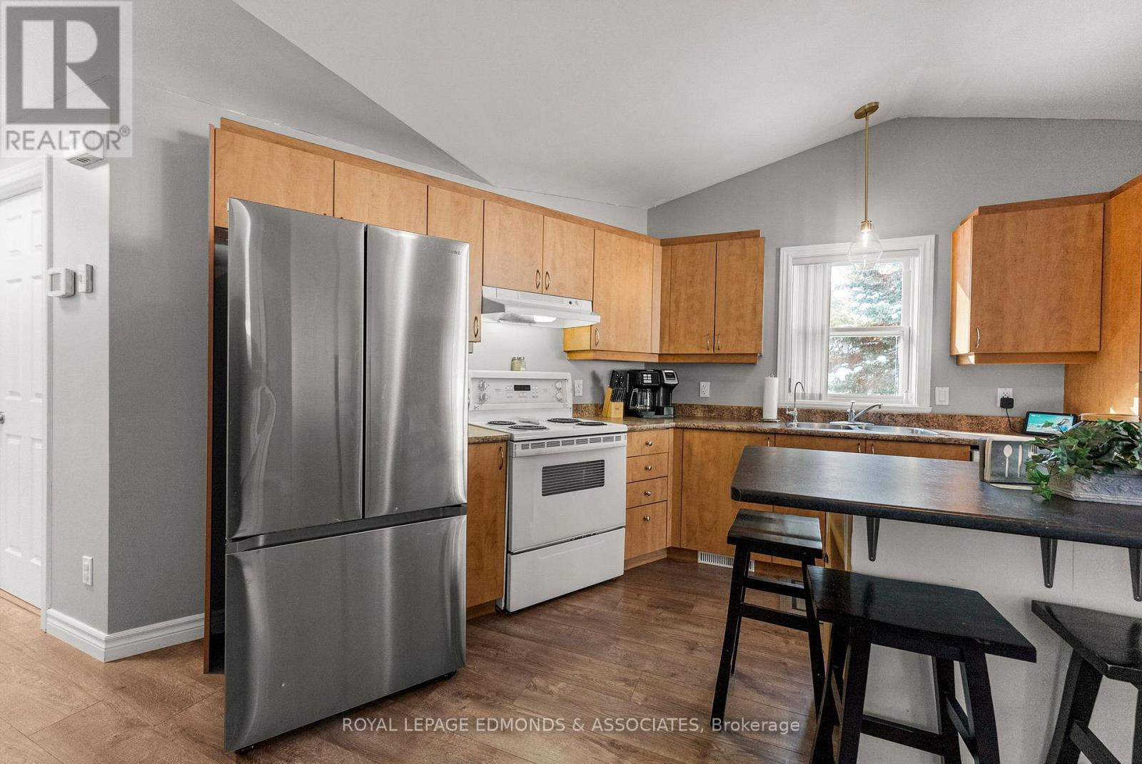 5 Hunter's Run Lane, Laurentian Hills, Ontario  K0J 1J0 - Photo 15 - X12753646