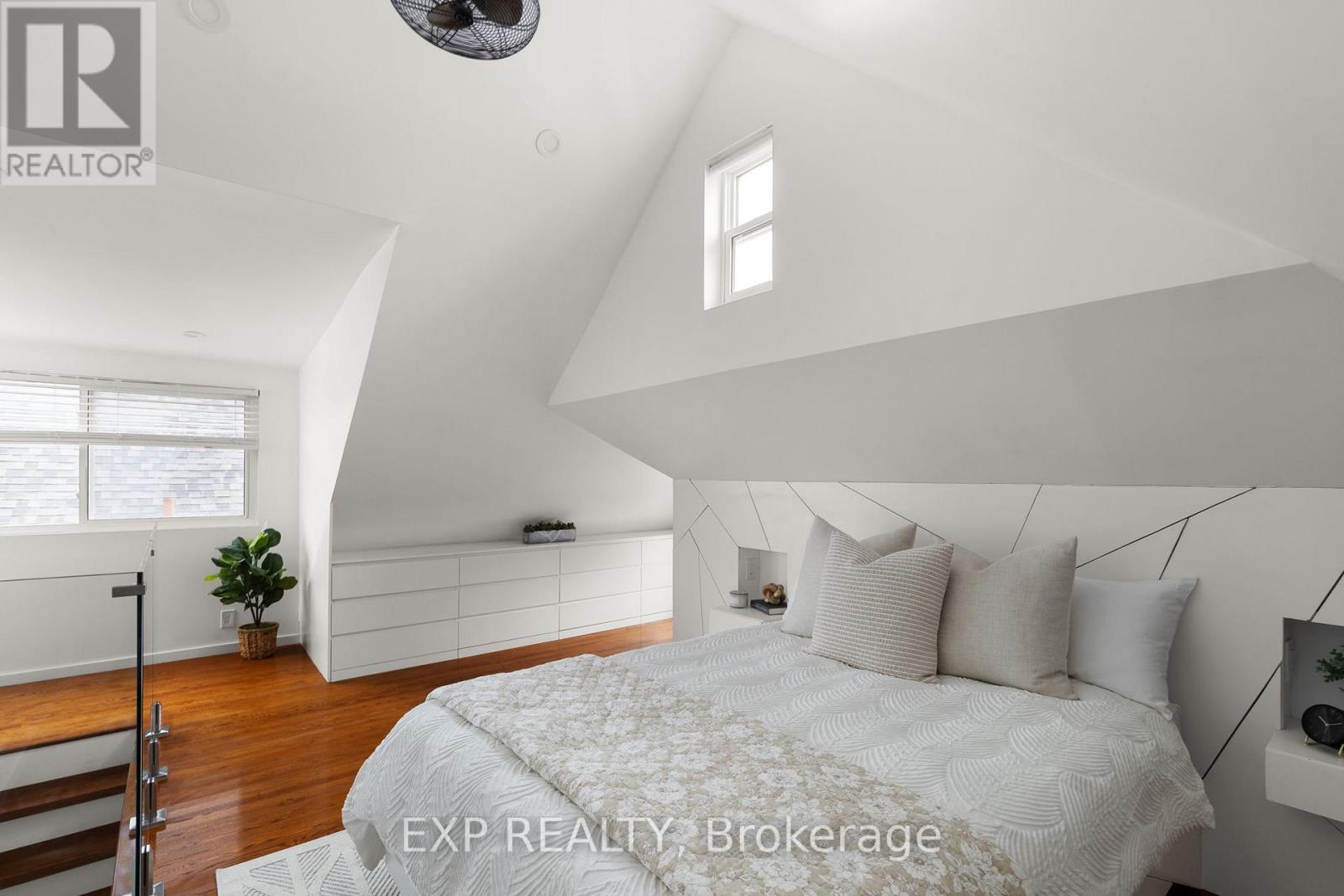 36 Sophia Street W, Barrie (Queen's Park), Ontario  L4N 1J3 - Photo 22 - S13049146