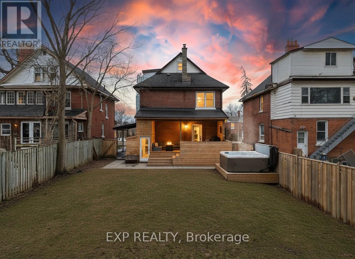 36 Sophia Street W, Barrie (Queen's Park), Ontario  L4N 1J3 - Photo 36 - S13049146