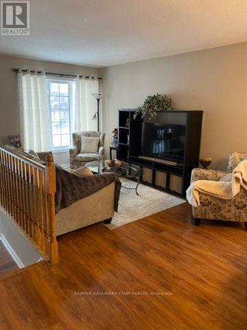 Main Floor - 133 Monique Crescent, Barrie (East Bayfield), Ontario  L4M 6Z3 - Photo 6 - S13049182