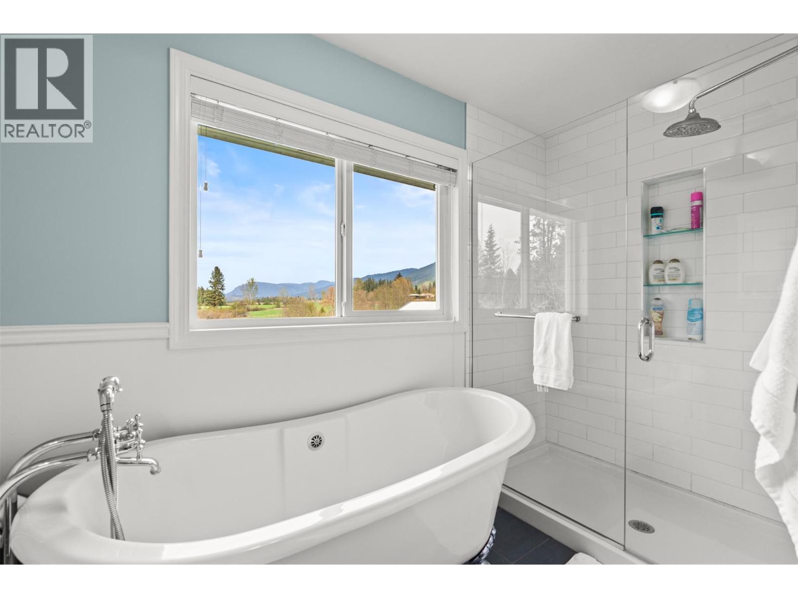 1375 Mountain View Road, Spallumcheen, British Columbia  V4Y 0S4 - Photo 37 - 10384941