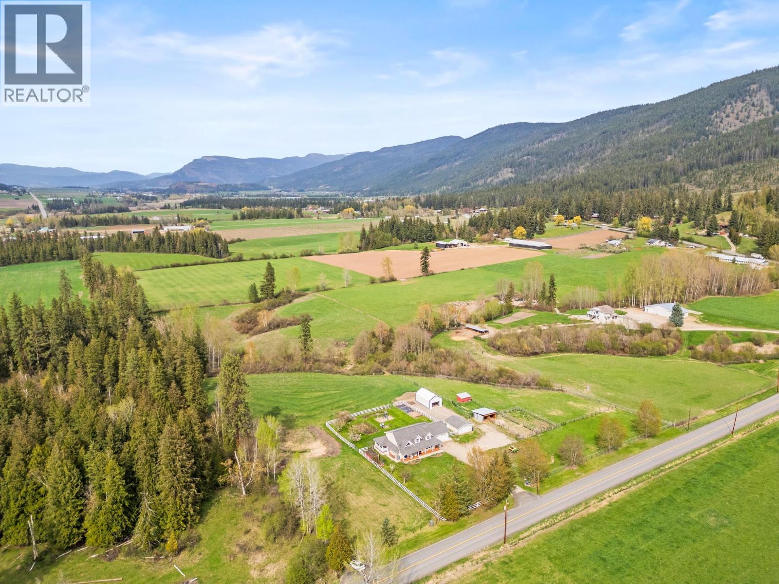 1375 Mountain View Road, Spallumcheen, British Columbia  V4Y 0S4 - Photo 66 - 10384941