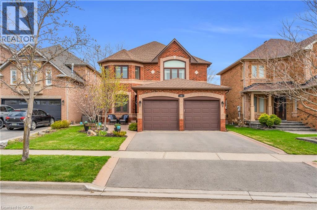 48 CHESTER Crescent, Georgetown, Ontario