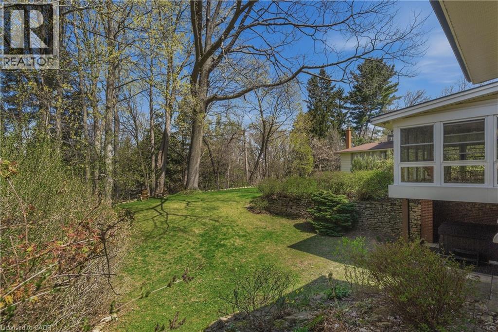 88 Bertram Drive, Dundas, Ontario  L9H 4T7 - Photo 2 - 40824562