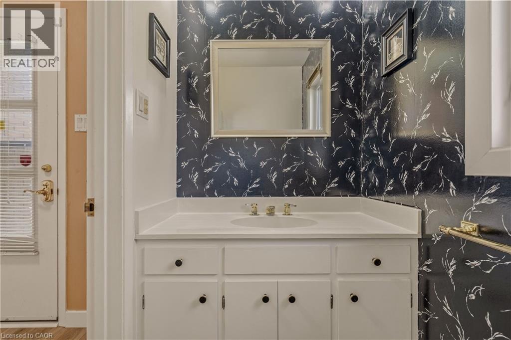 88 Bertram Drive, Dundas, Ontario  L9H 4T7 - Photo 23 - 40824562