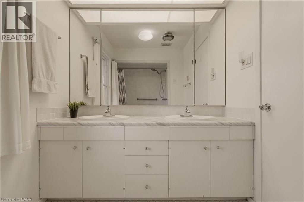 88 Bertram Drive, Dundas, Ontario  L9H 4T7 - Photo 35 - 40824562