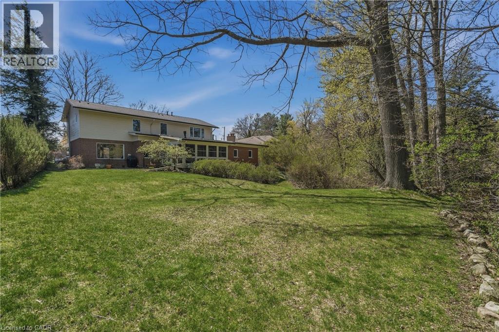 88 Bertram Drive, Dundas, Ontario  L9H 4T7 - Photo 46 - 40824562