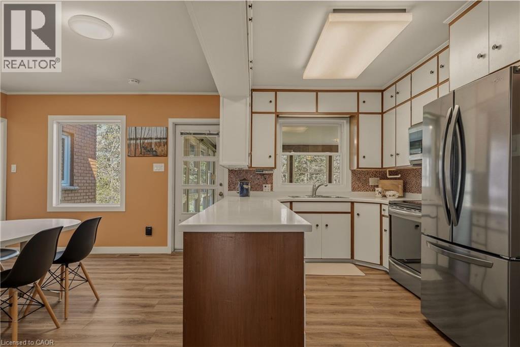 88 Bertram Drive, Dundas, Ontario  L9H 4T7 - Photo 7 - 40824562