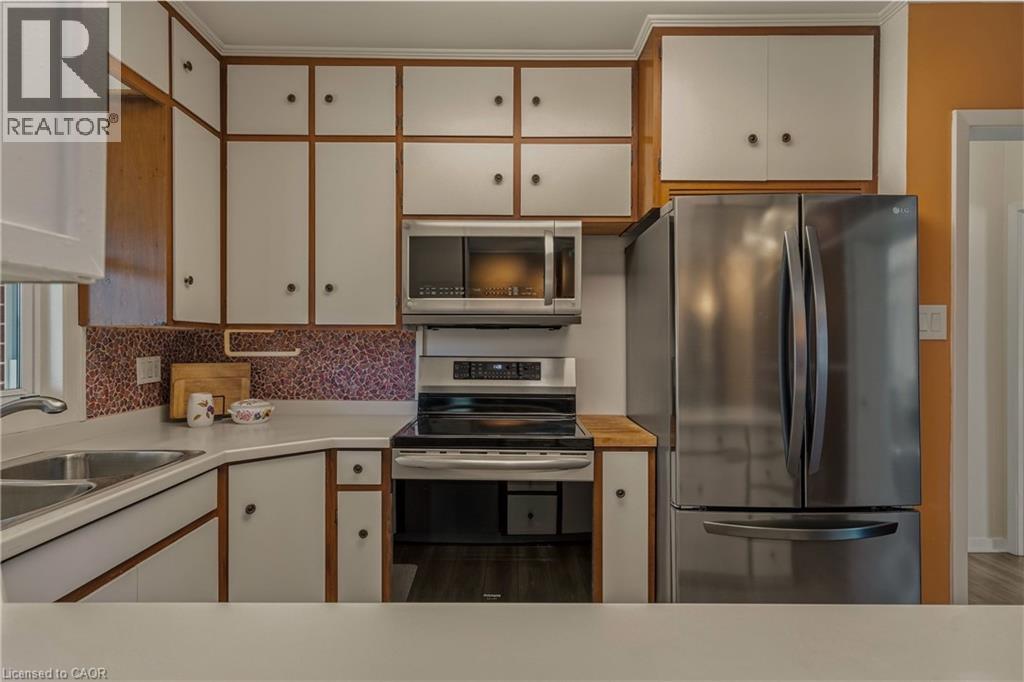 88 Bertram Drive, Dundas, Ontario  L9H 4T7 - Photo 9 - 40824562