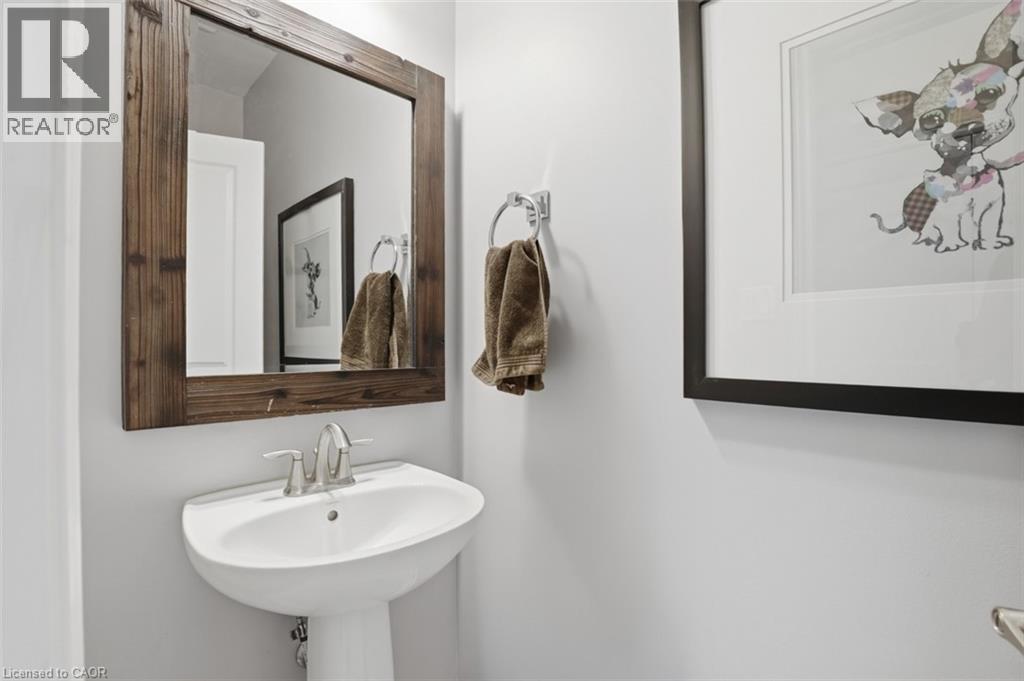 909 King Rail Court, Kitchener, Ontario  N2K 0B1 - Photo 11 - 40823960