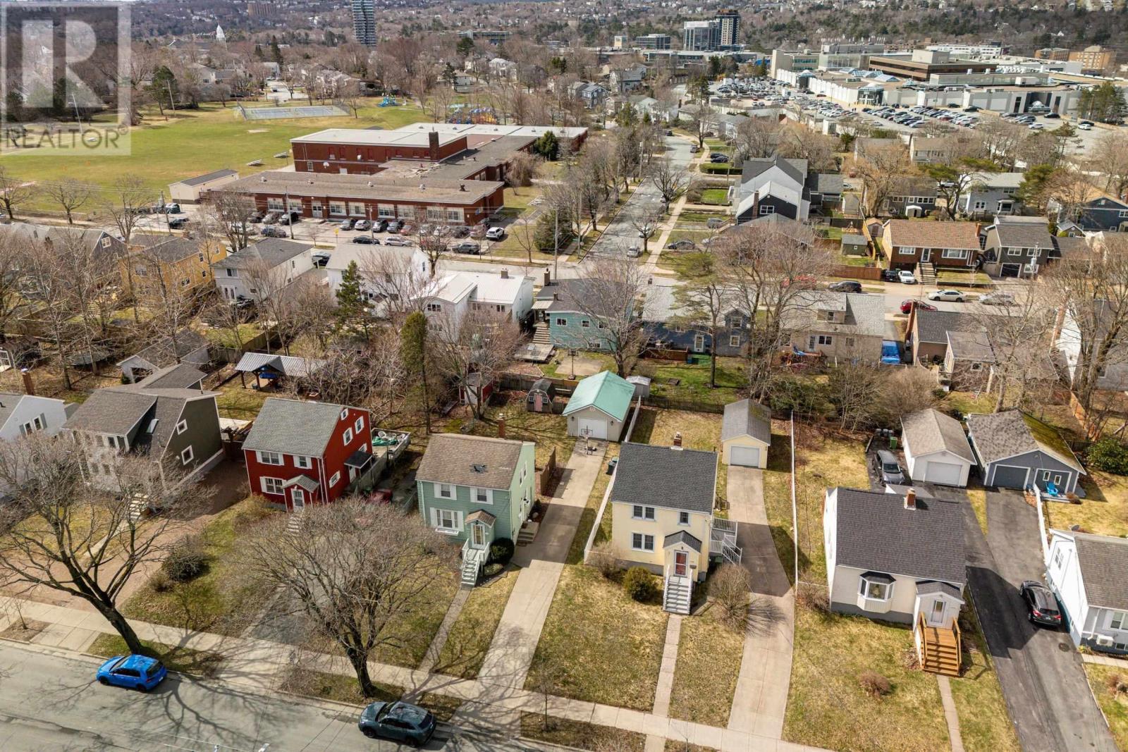 3058 Connaught Avenue, Halifax, Nova Scotia  B3L 3A4 - Photo 3 - 202608661