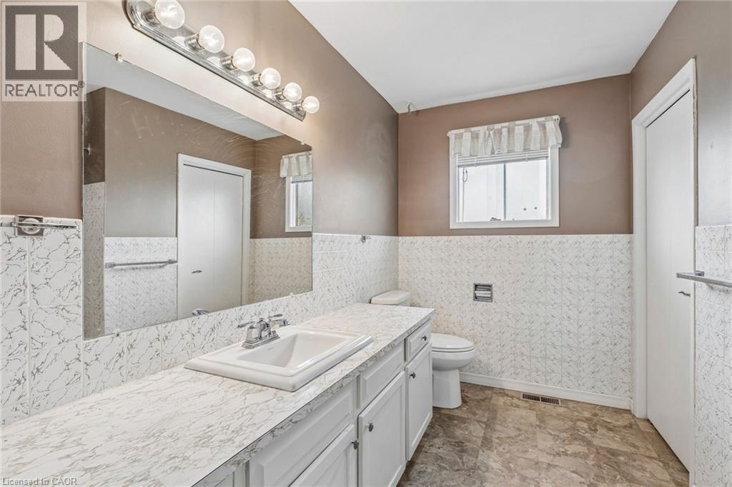 29 Heather Court, Welland, Ontario  L3C 4P8 - Photo 7 - 40816650