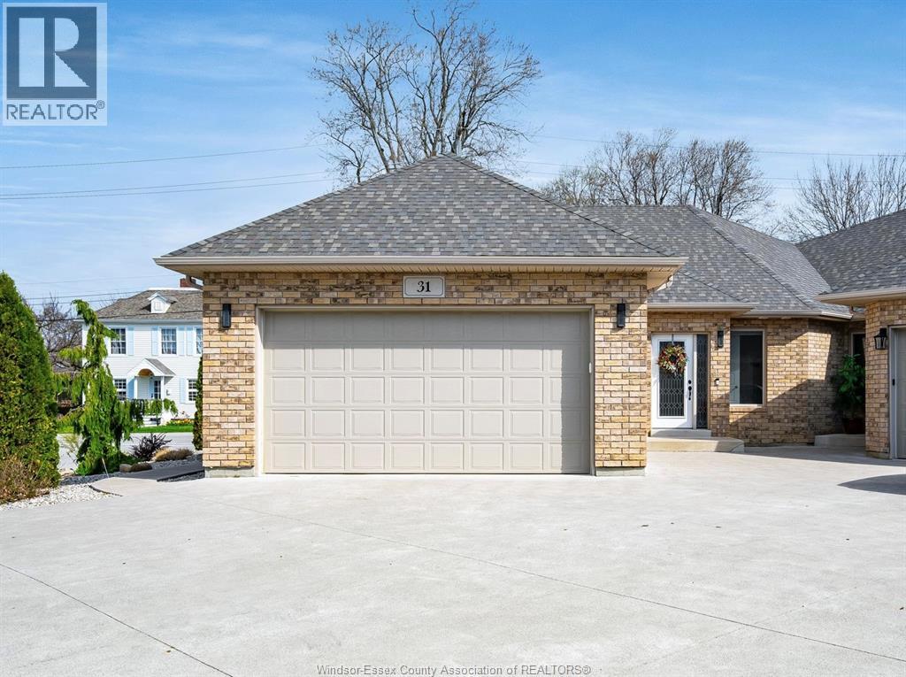 31 Mettawas LANE, Kingsville, Ontario
