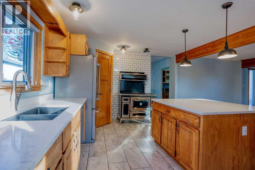 5109 46 Avenue, Vermilion, Alberta  T9X 1Y1 - Photo 4 - A2271244