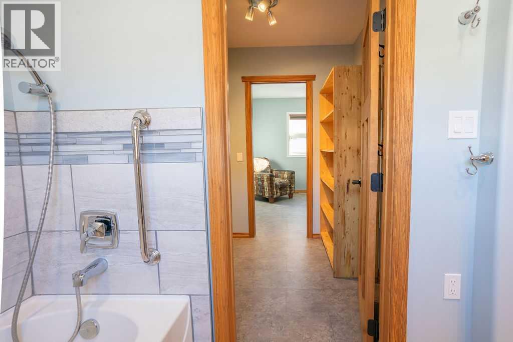 5109 46 Avenue, Vermilion, Alberta  T9X 1Y1 - Photo 17 - A2271244