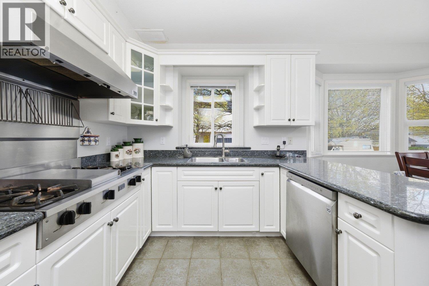 5510 Lanark Street, Vancouver, British Columbia  V5P 2Y3 - Photo 10 - R3116042