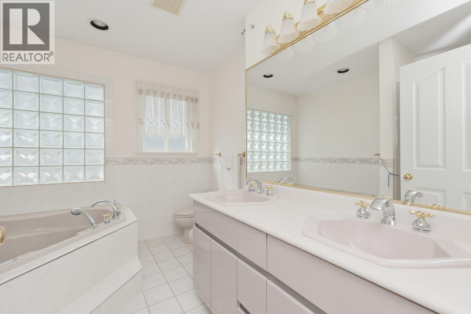 5510 Lanark Street, Vancouver, British Columbia  V5P 2Y3 - Photo 21 - R3116042